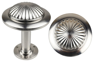 Tumulo Metal Drapery Medallion Holdback, Brushed Steel