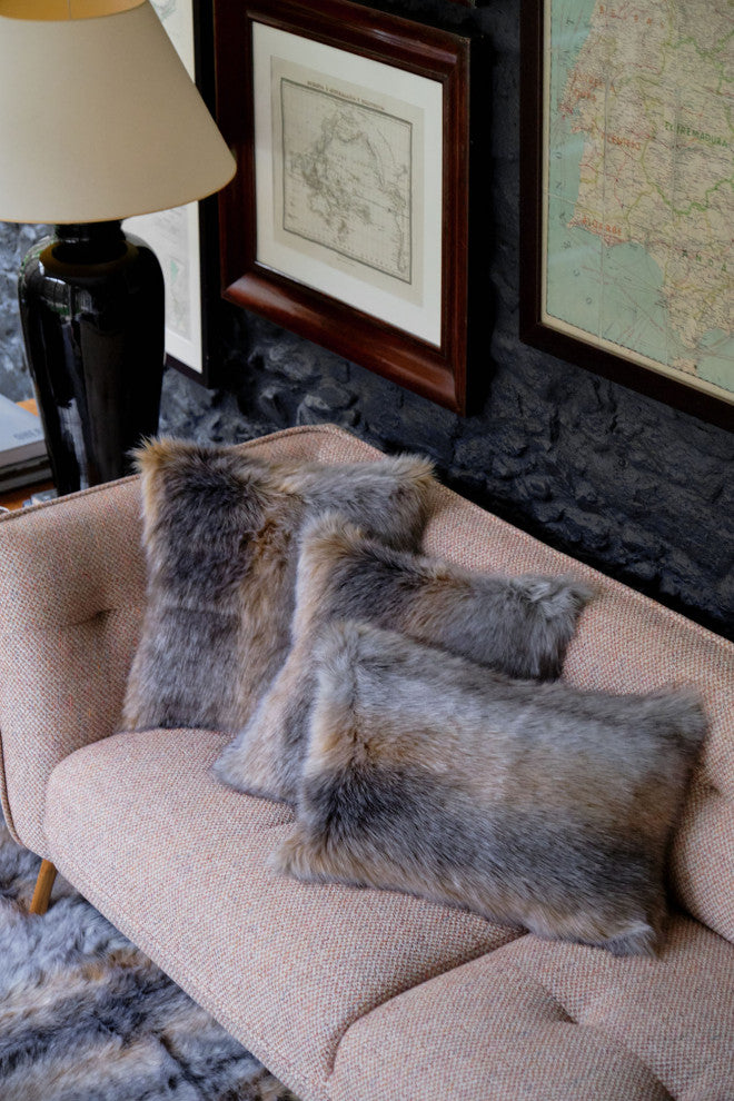 LUZIO Crystal Fox Vegan Faux Fur Pillow Cover 15.7x23.6