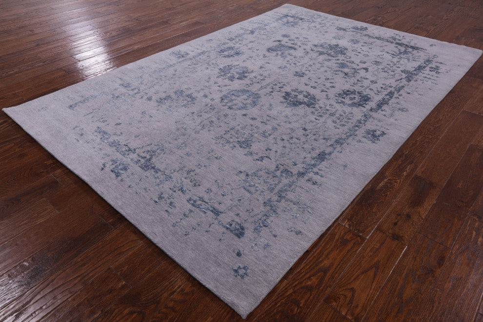 6' 1" X 9' 1" Persian Wool and Silk Hand Knotted Rug Q6281