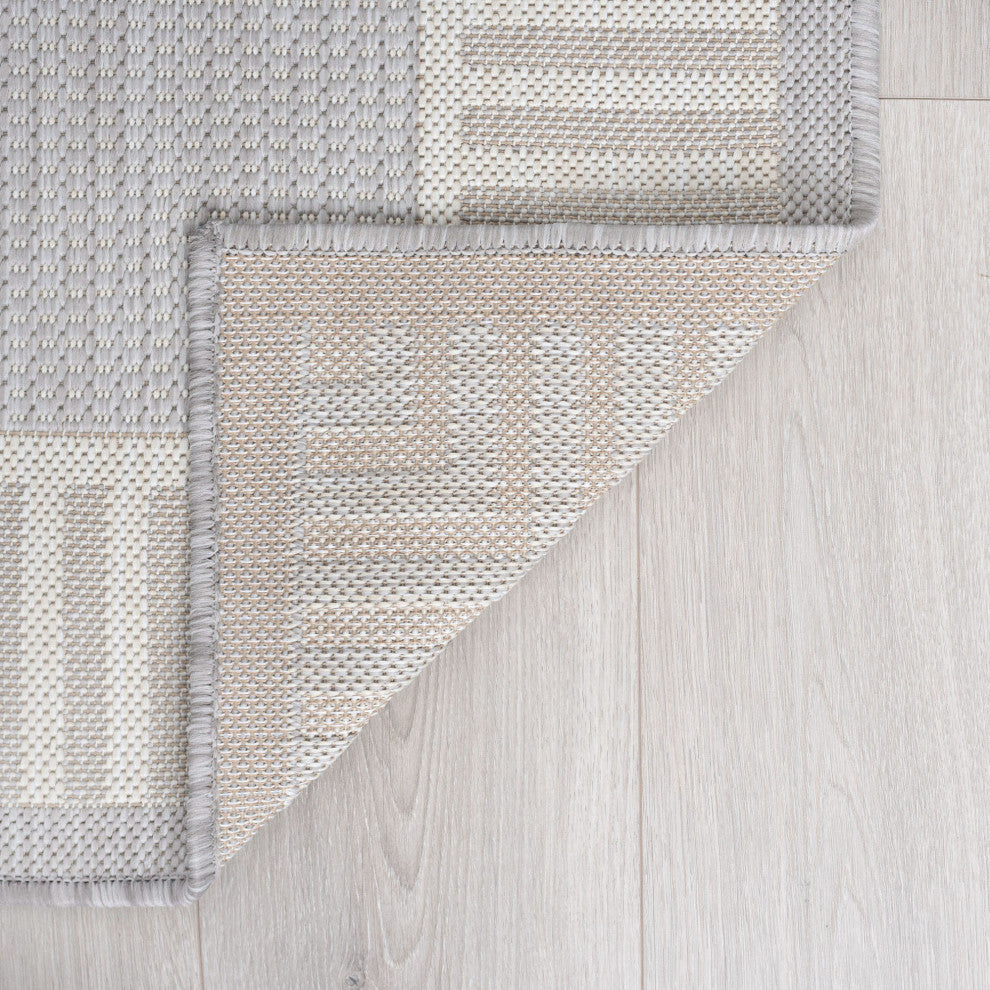 Giovanna Transitional Greek Key Gray/Cream Indoor/Outdoor Runner Rug, 2'x7'