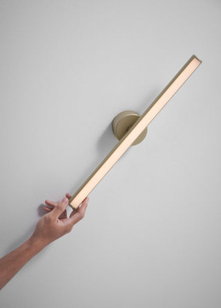 Lisa Wall Lamp, Gold