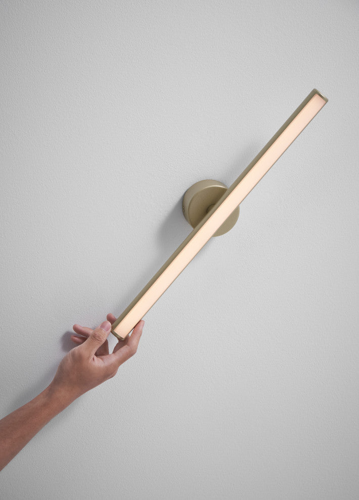 Lisa Wall Lamp, Gold