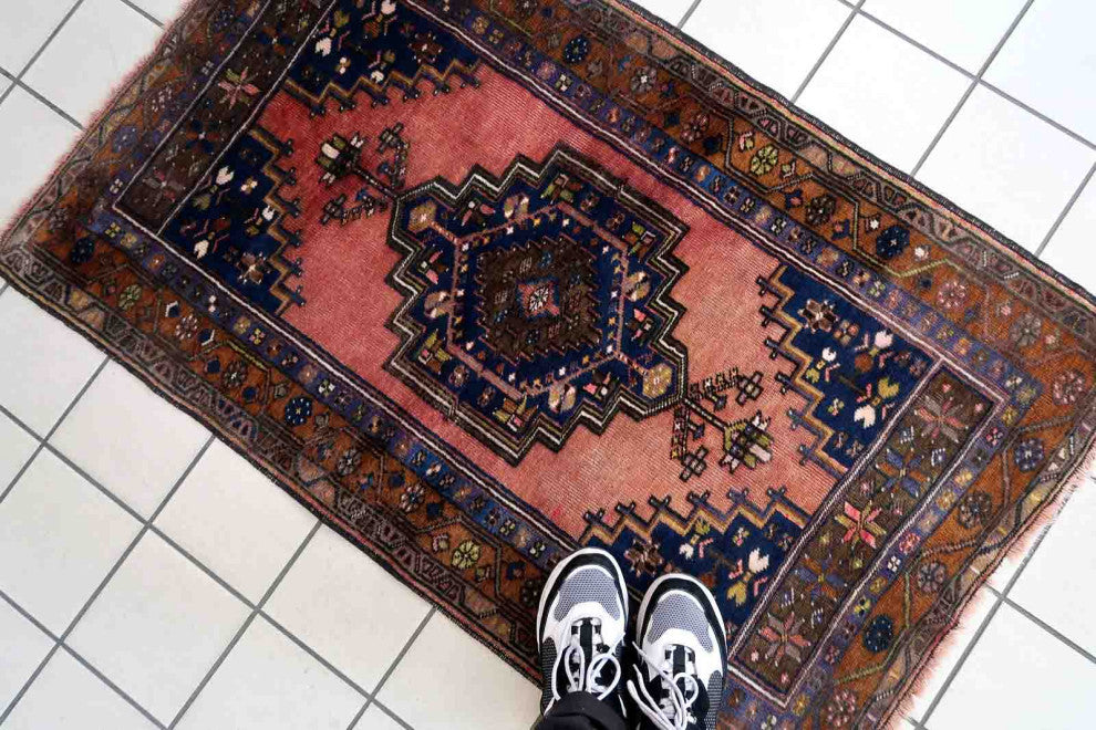 Handmade Vintage Afghan Baluch Rug 2.8'x4.6', 87cmx141cm 1940s