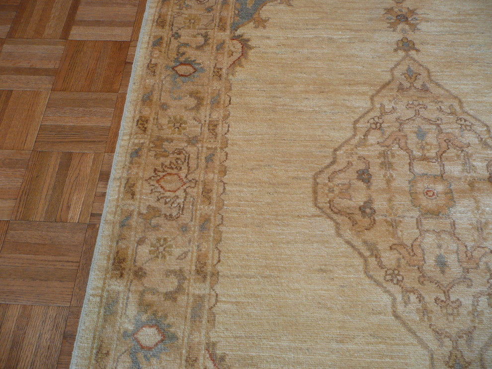 Hand-Knotted Ivory Peshawar Design Vegetable Dyes Oriental Rug, 4x6