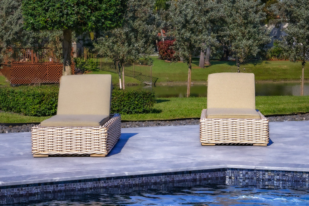 Anna 79x31.5" Patio Wicker Aluminum Frame Sun Lounger, White and Gray