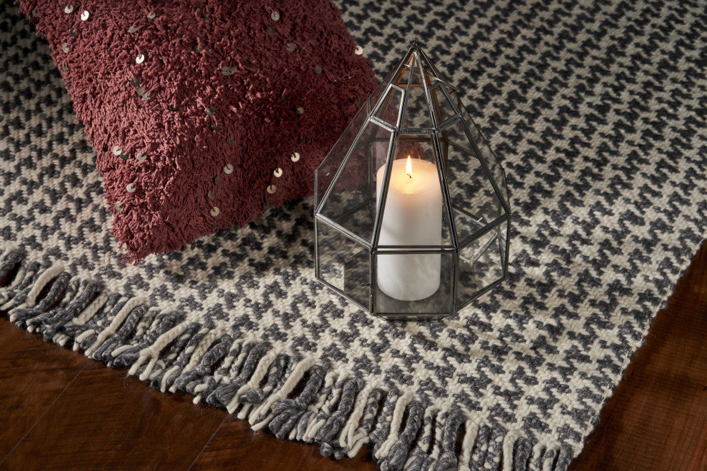 HomeRoots 7' x 9' Wool Ivory or Grey Area Rug