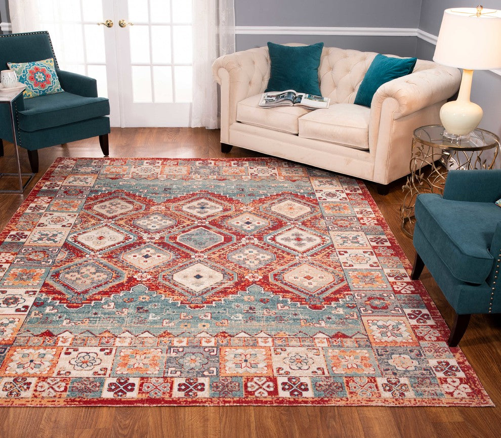 Noori Rug Low-Pile Guy Red/Green Rug