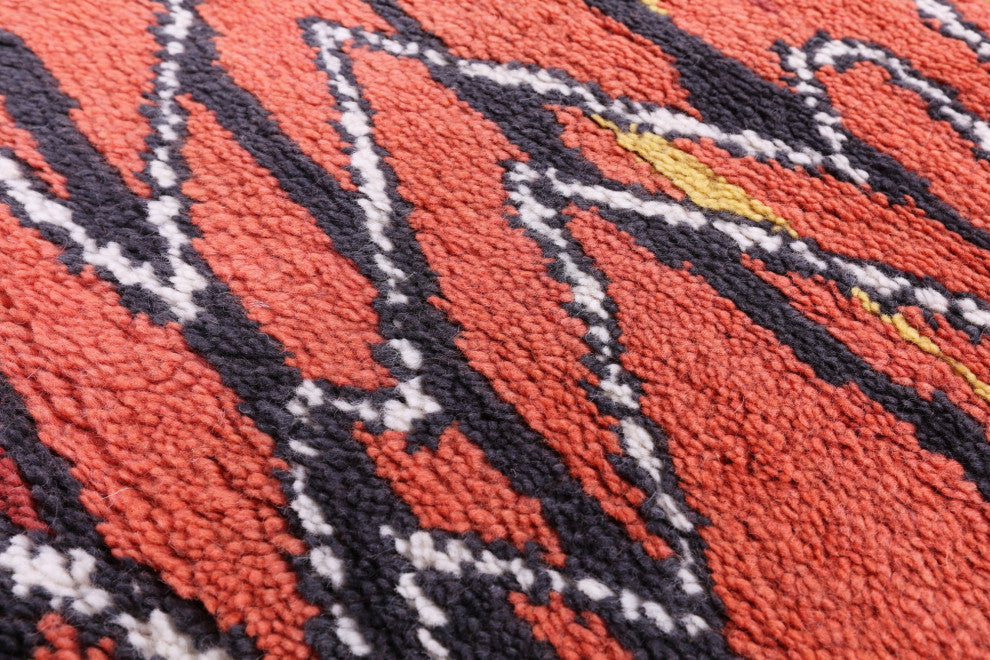 8' 4" X 10' 0" Moroccan Handmade Wool Rug Q9277