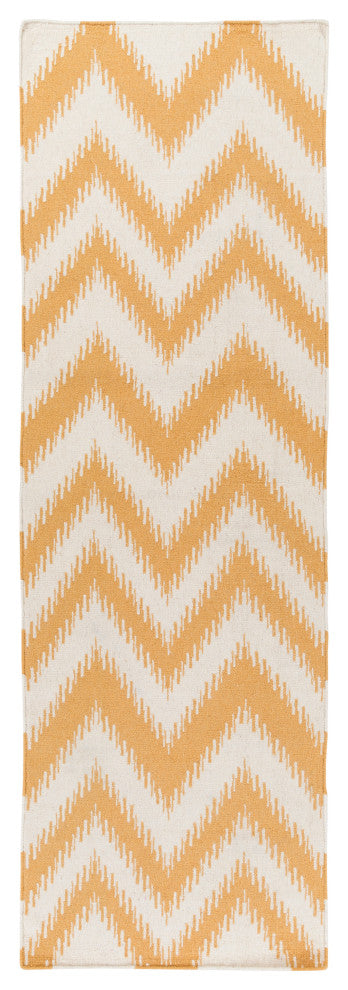 Surya Frontier FT-518 2'6" x 8' Rug