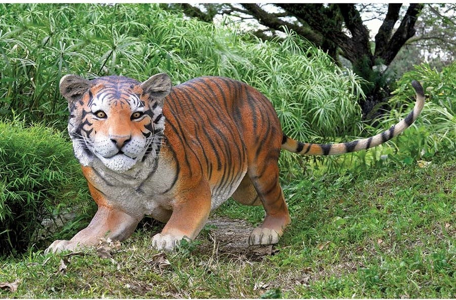 Grand Scale Bengal Tiger Statue