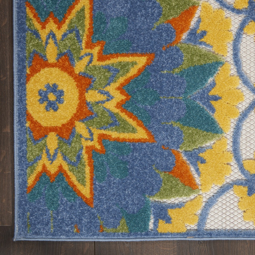 6 x 9' Multi Medallion Indoor Outdoor Area Rug