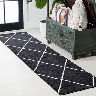 Cole Minimalist Diamond Trellis Black/White 2'x8' Runner Rug