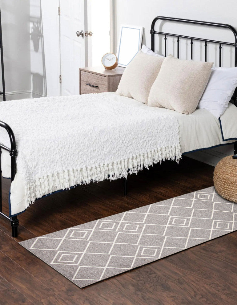 Aqua Kenza Area Rug, Gray, 2'6"x8'