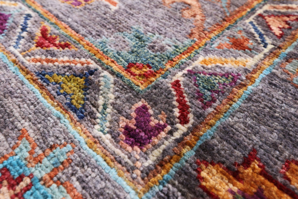 5' 10" X 7' 8" Hand-Knotted Persian Tabriz Wool Rug Q9628