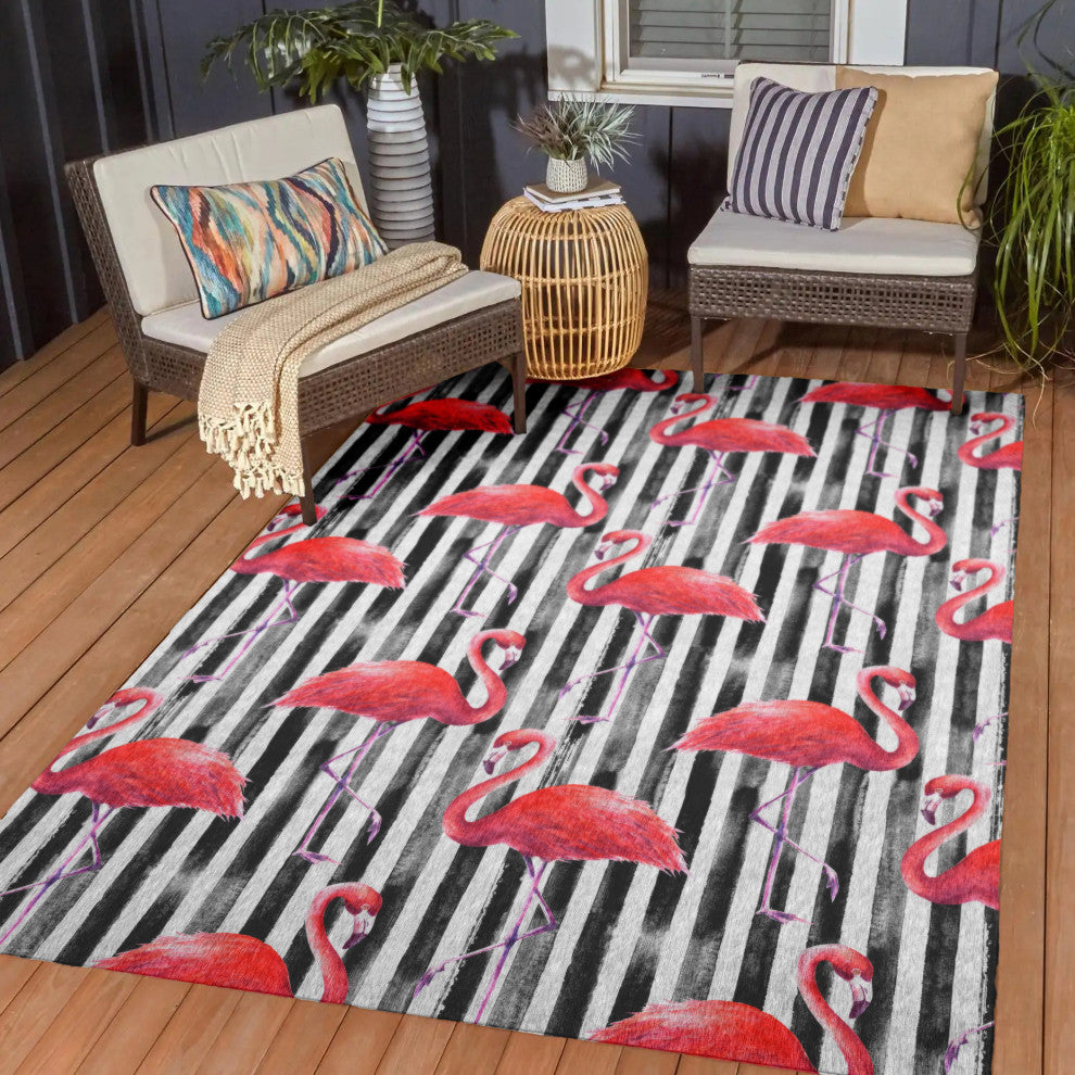 Indoor/Outdoor Tropics TC9 Black Machine Washable 8' x 10' Rug