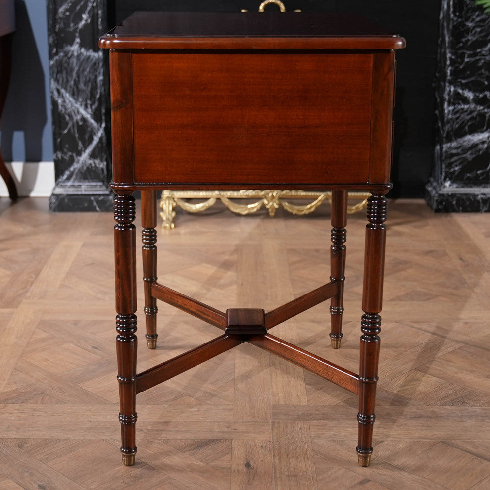 Mahogany Turned Leg Table