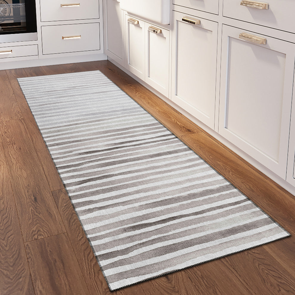 Indoor/Outdoor Seabreeze SZ8 Pewter Machine Washable 2'3" x 7'6" Runner Rug