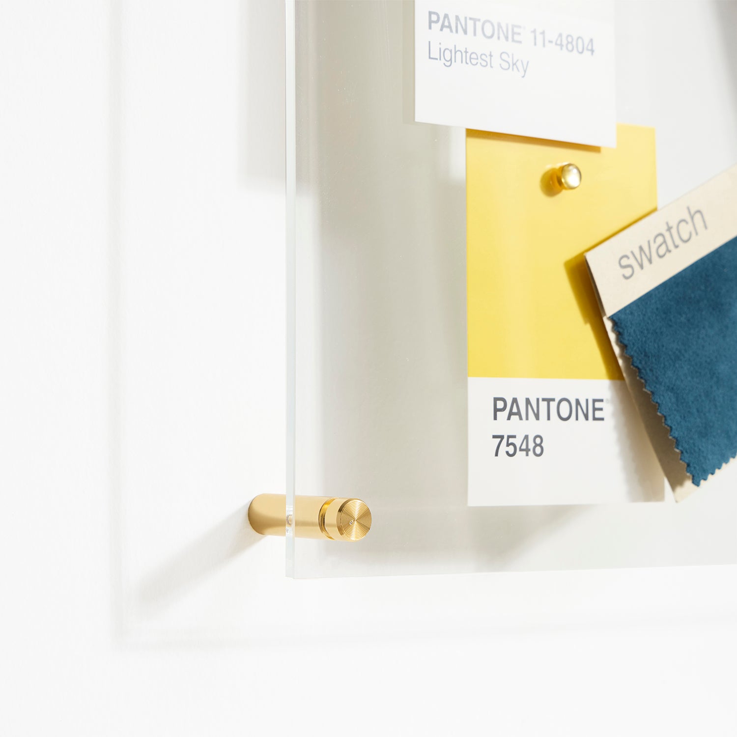 Easy Change Memo Board + Magnets