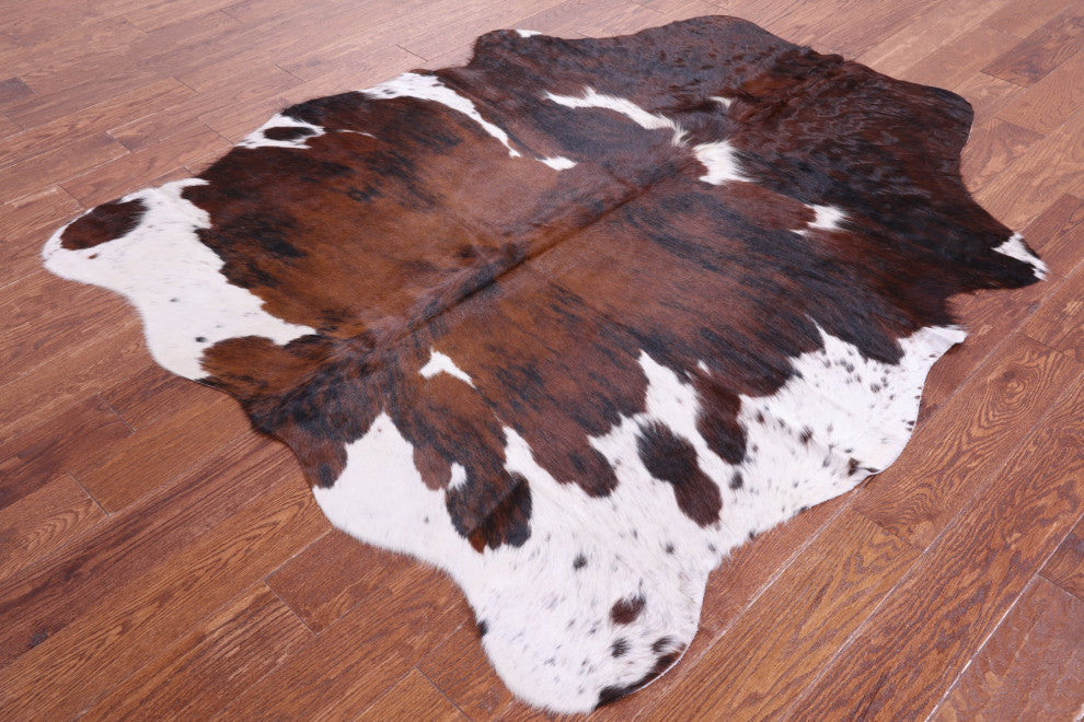 6' 0" X 4' 11" Natural Cowhide Rug C1936