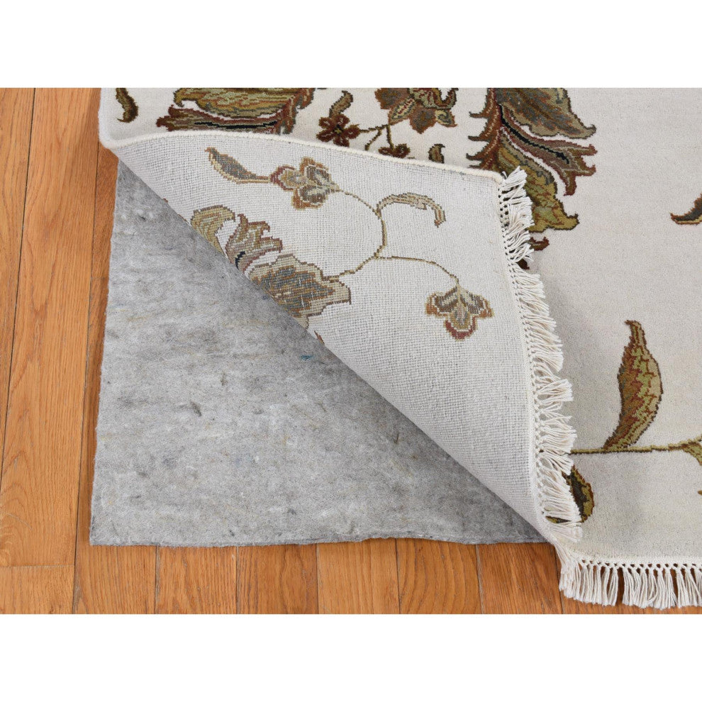 Timberwolf Gray, Rajasthan Design, Wool and Silk Hand Knotted Rug, 6'x9'2"