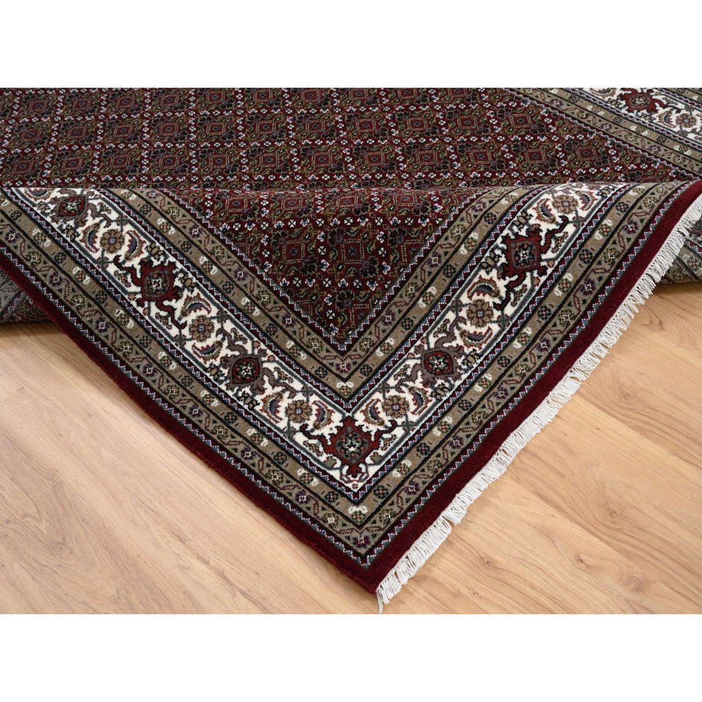 Red Herrita Hand Knotted 175 KPSI Wool and Silk Oriental Rug, 5'9"x8'9"