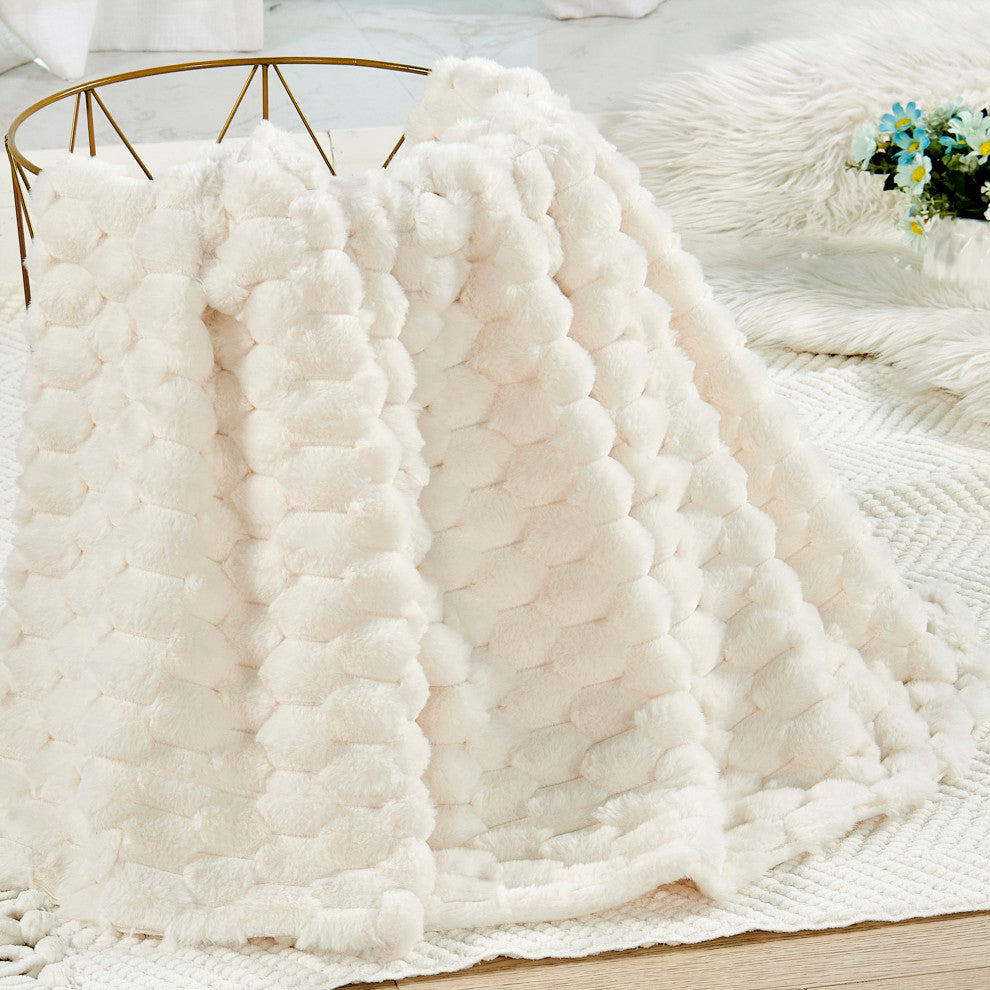 Textured Faux Fur Throw Blanket, Jacquard Hexagon