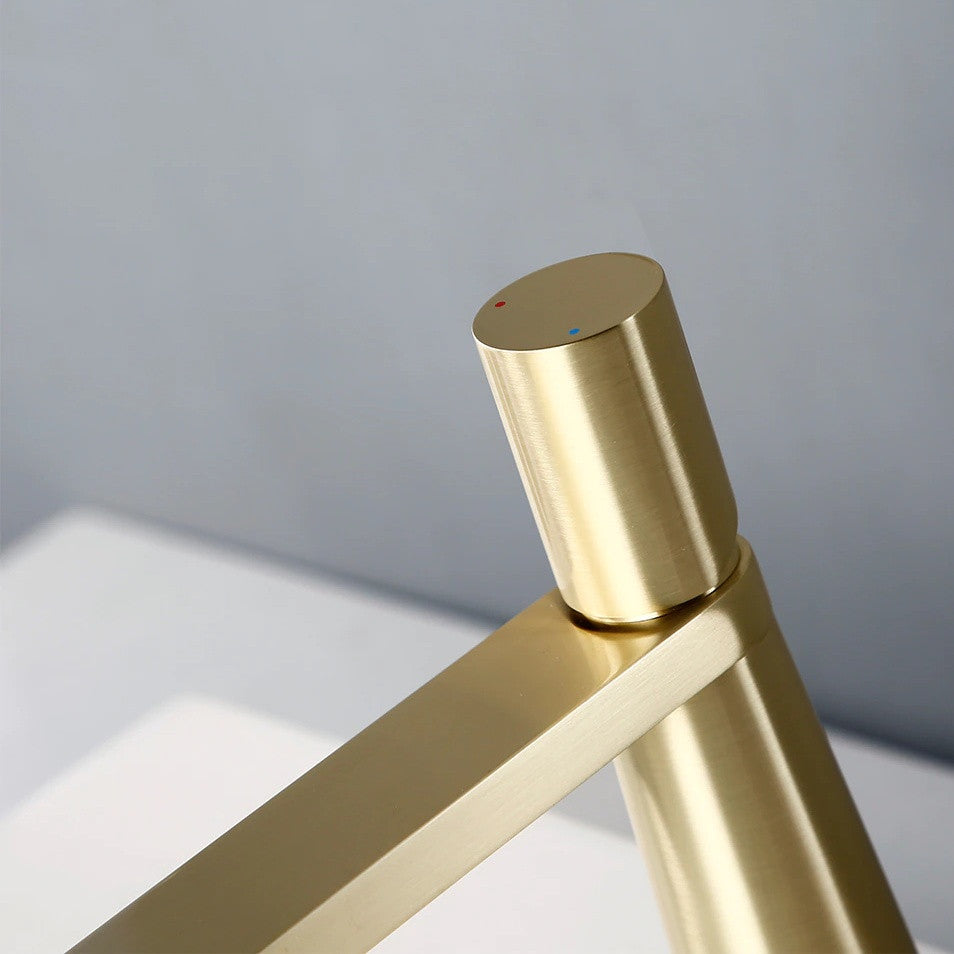 Wasser™ Solid Brass Single Handle Bathroom Sink Faucet