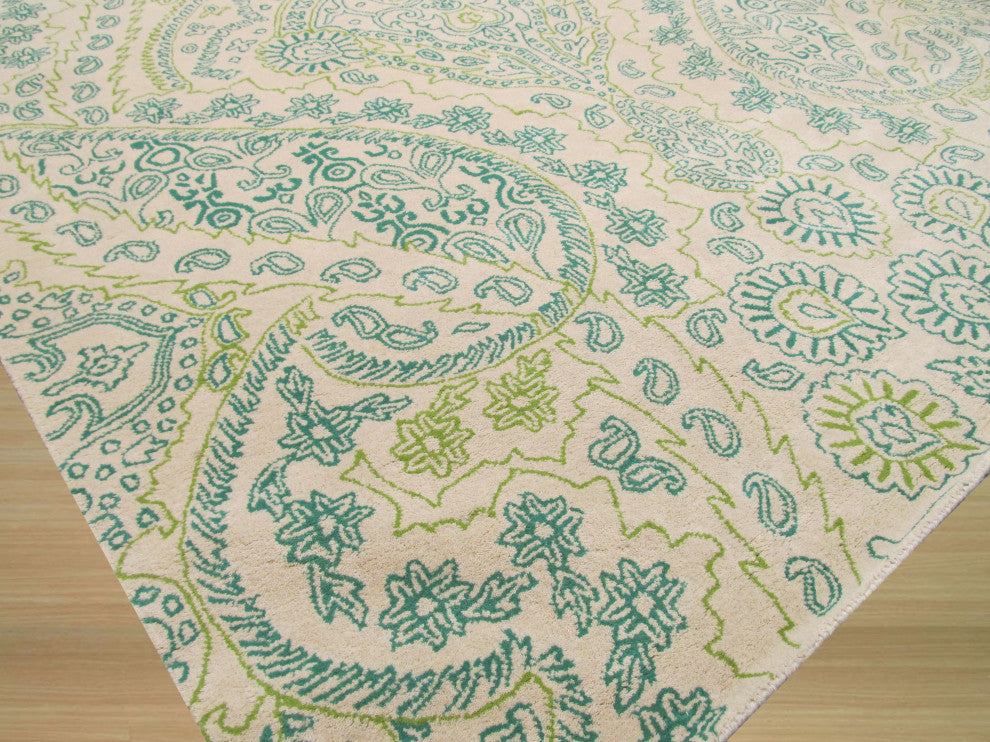 Green Transitional Paisley Jain Area Rug