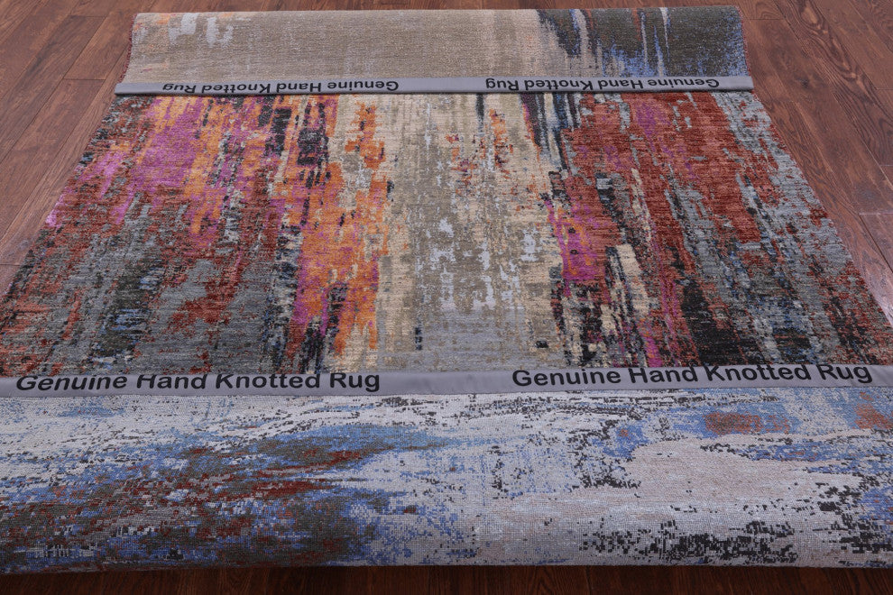 Modern Hand Knotted Wool and Silk Rug 5' 1" X 7' 1" Q8562