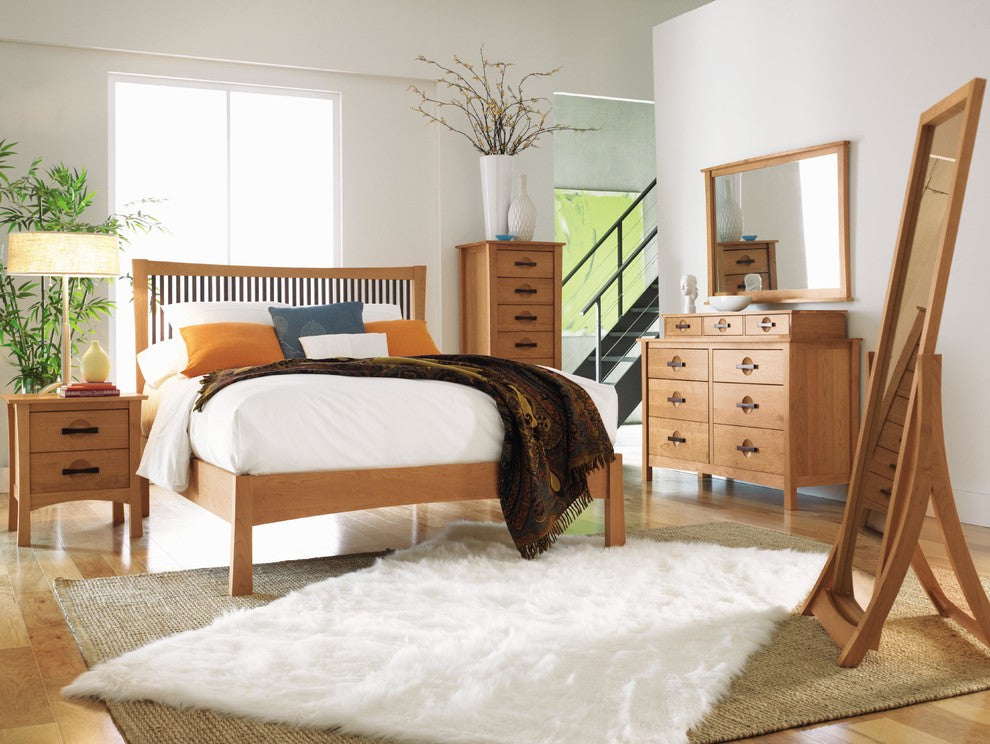 Copeland Berkeley Bed With Walnut Spindles, Natural Cherry, King