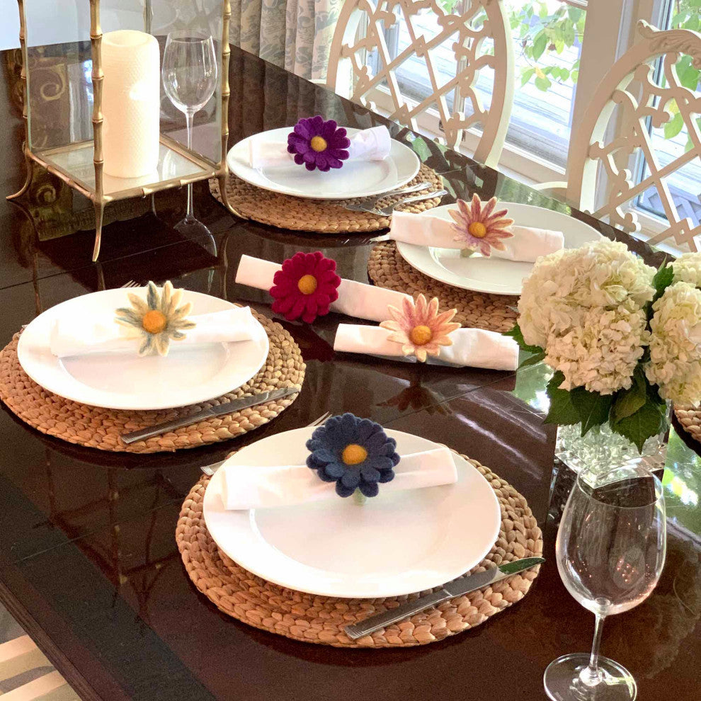 Felt Daisy Napkin Rings, Set of 6