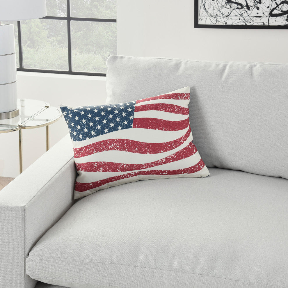 Mina Victory GT125 Throw Pillow, Multicolor, 14" x 20"