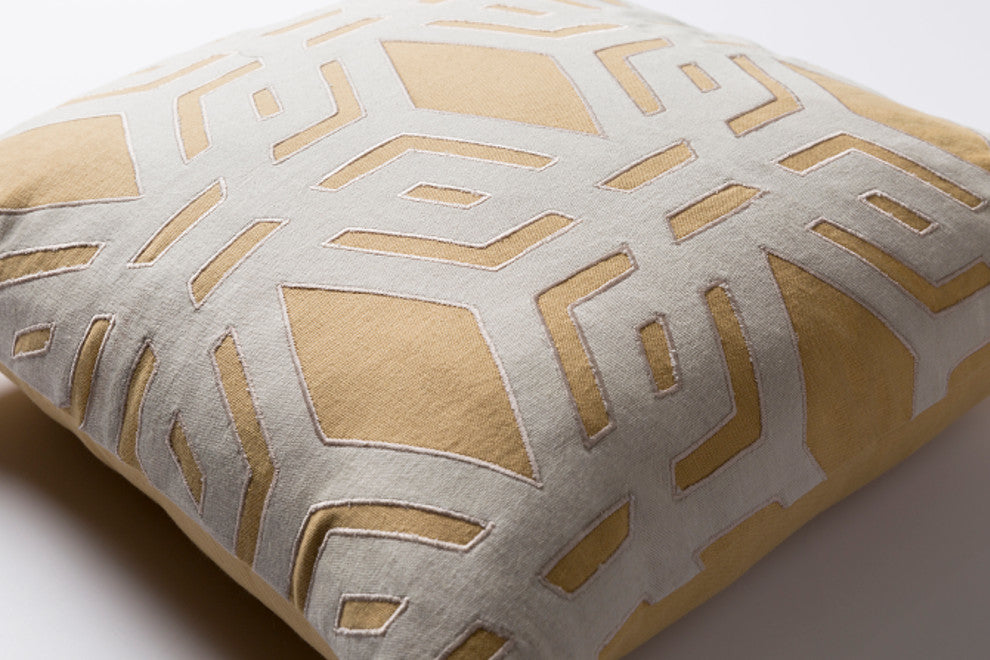Millbrook Pillow 22x22x5, Polyester Fill