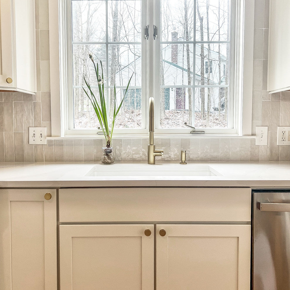 Eden Crisp White Fireclay 23" Single Bowl Undermount Kitchen Sink