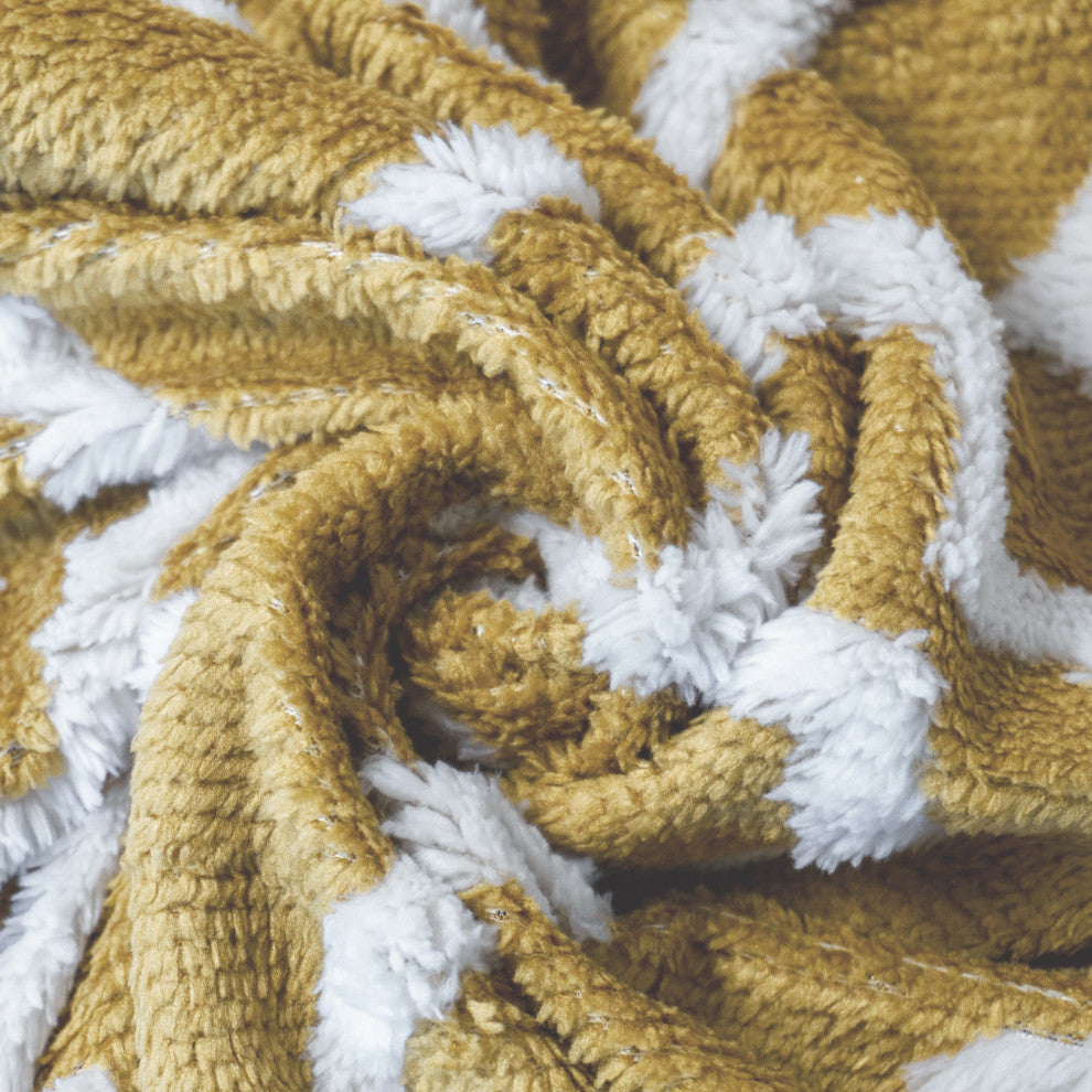 Jacquard Sherpa Throw Blanket, Gold