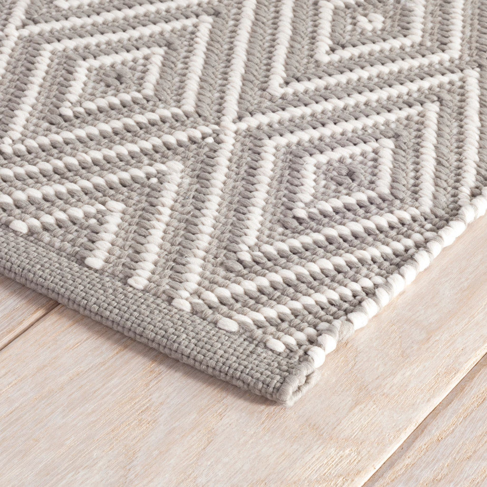 Dash & Albert Diamond Fieldstone/Ivory Indoor/Outdoor Rug, Grey, 2' x 3'