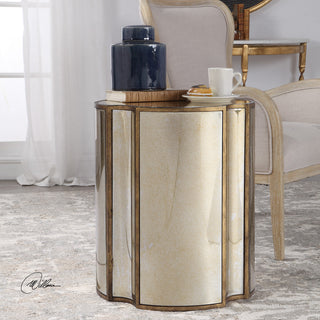 Mirrored Quatrefoil Shaped Accent Table | Round Geometric Gold Vintage Style