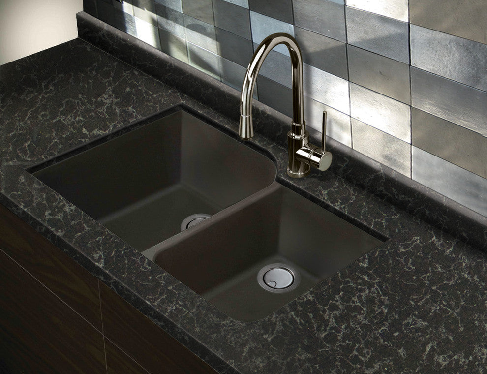 Transolid Radius Granite 31-in Undermount Kitchen Sink