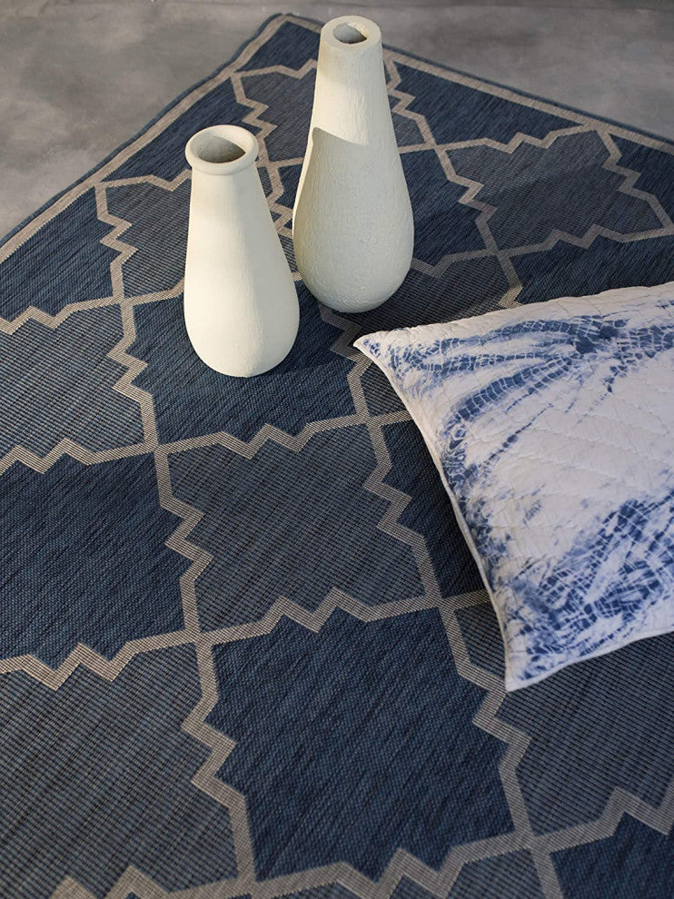 Outdoor Collection Trellis Diamond Rug Geometric Rug, Midnight Blue, 5'3"x7'6"