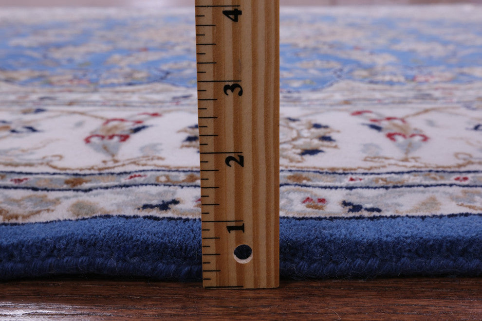 6' Square Wool and Silk Persian Nain Hand Knotted Rug Q11655