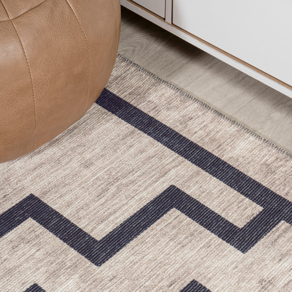 Ashkii Minimalist Medallion Machine-Washable Area Rug, 9 X 12