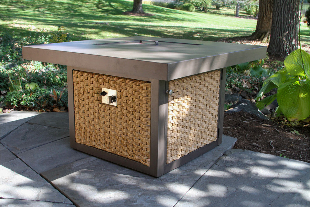 Square Natural-Toned Wicker Fire Pit