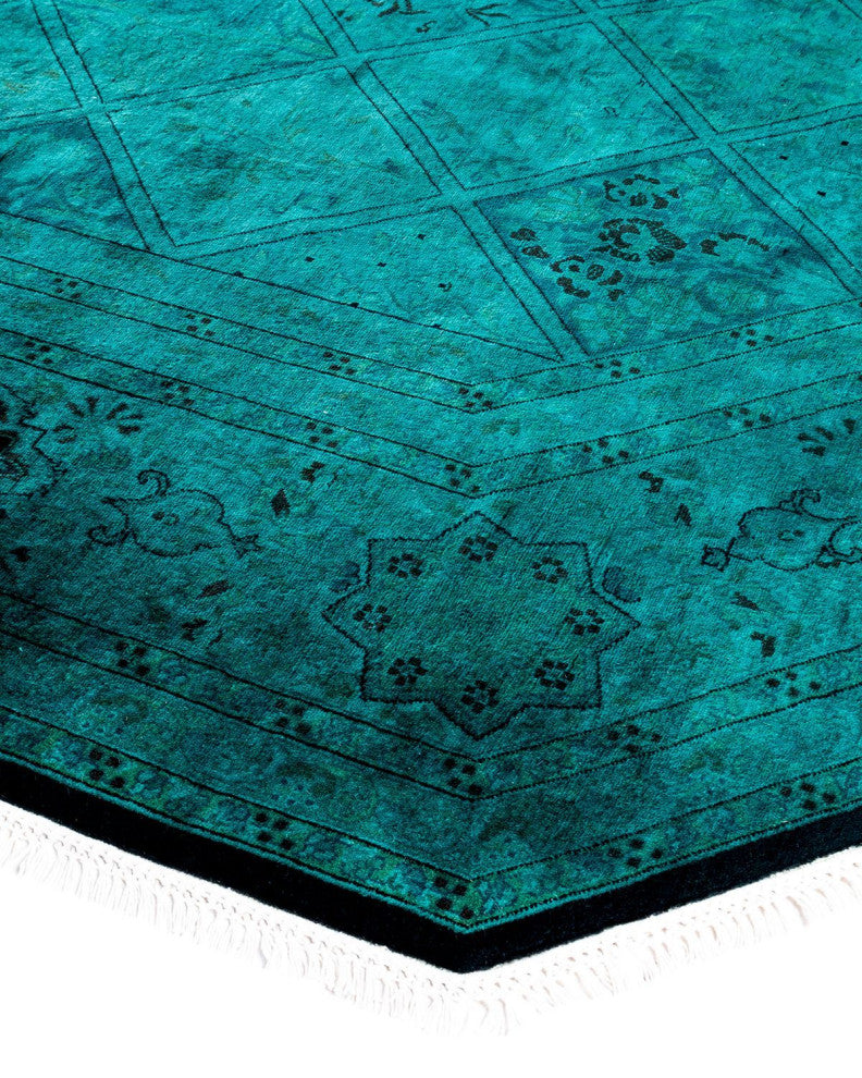 Fine Vibrance, One-of-a-Kind Hand-Knotted Area Rug Green, 8'1"x8'1"