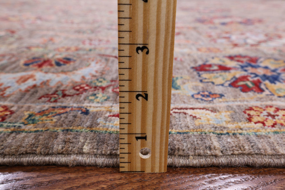 5' 8" X 7' 11" Handmade Persian Tabriz Rug Q7667
