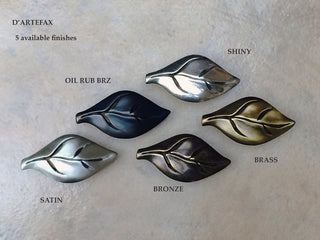 Catalog-style finishes with labels; contains text/overlay indicating finishes.