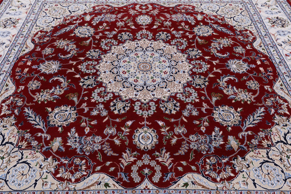 8' Square Persian Nain Handmade Wool and Silk Rug Q4466