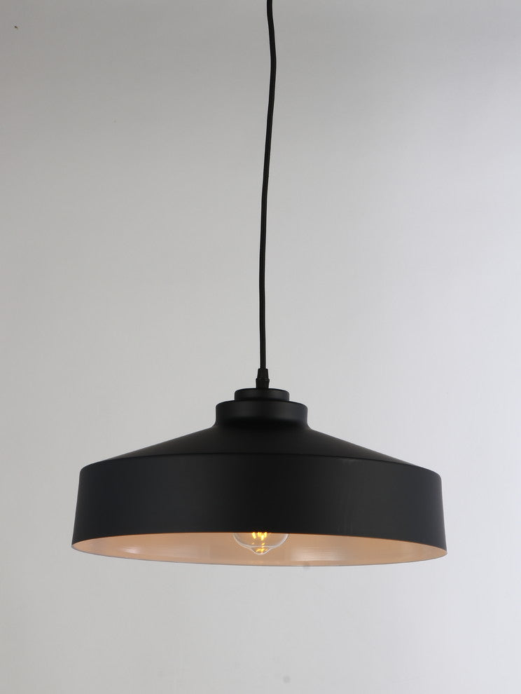 Beaut 1 Light Pendant, Black, 16"x16"