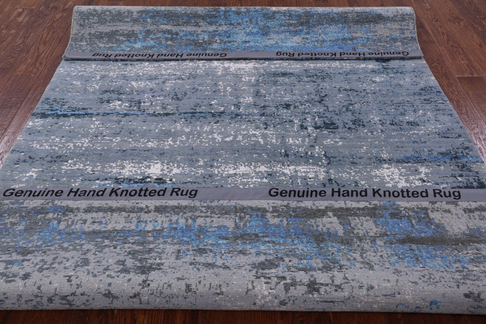 Modern Hand Knotted Wool and Silk Rug 6' 2" X 9' 2" Q7141