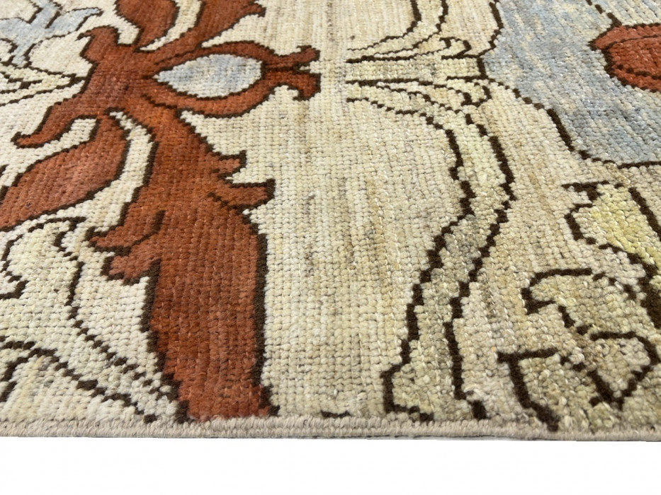 Fine Hand Knotted Persian Sultanabad Rug 5'9"x9'8"