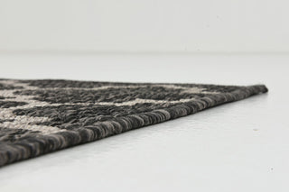 Unique Loom Black Trellis Outdoor 2' 0 x 6' 0 Runner Rug